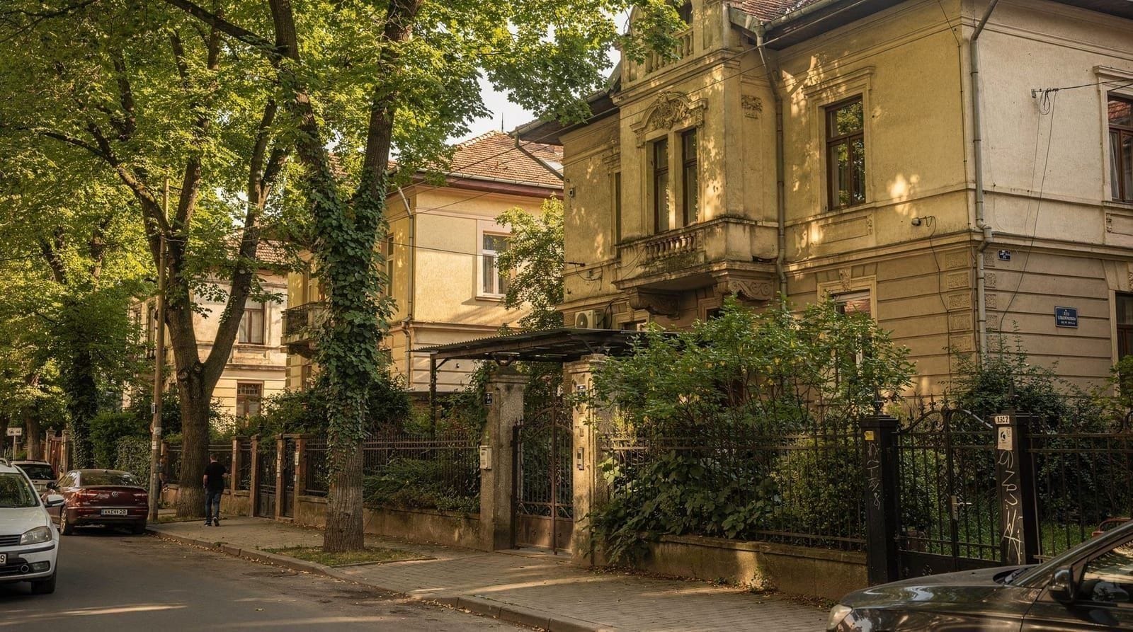 Cotroceni y las joyas ocultas de Bucarest: los barrios que los turistas no ven — Más allá del Casco Antiguo: el Palacio de Cotroceni, el humedal de Văcărești, el