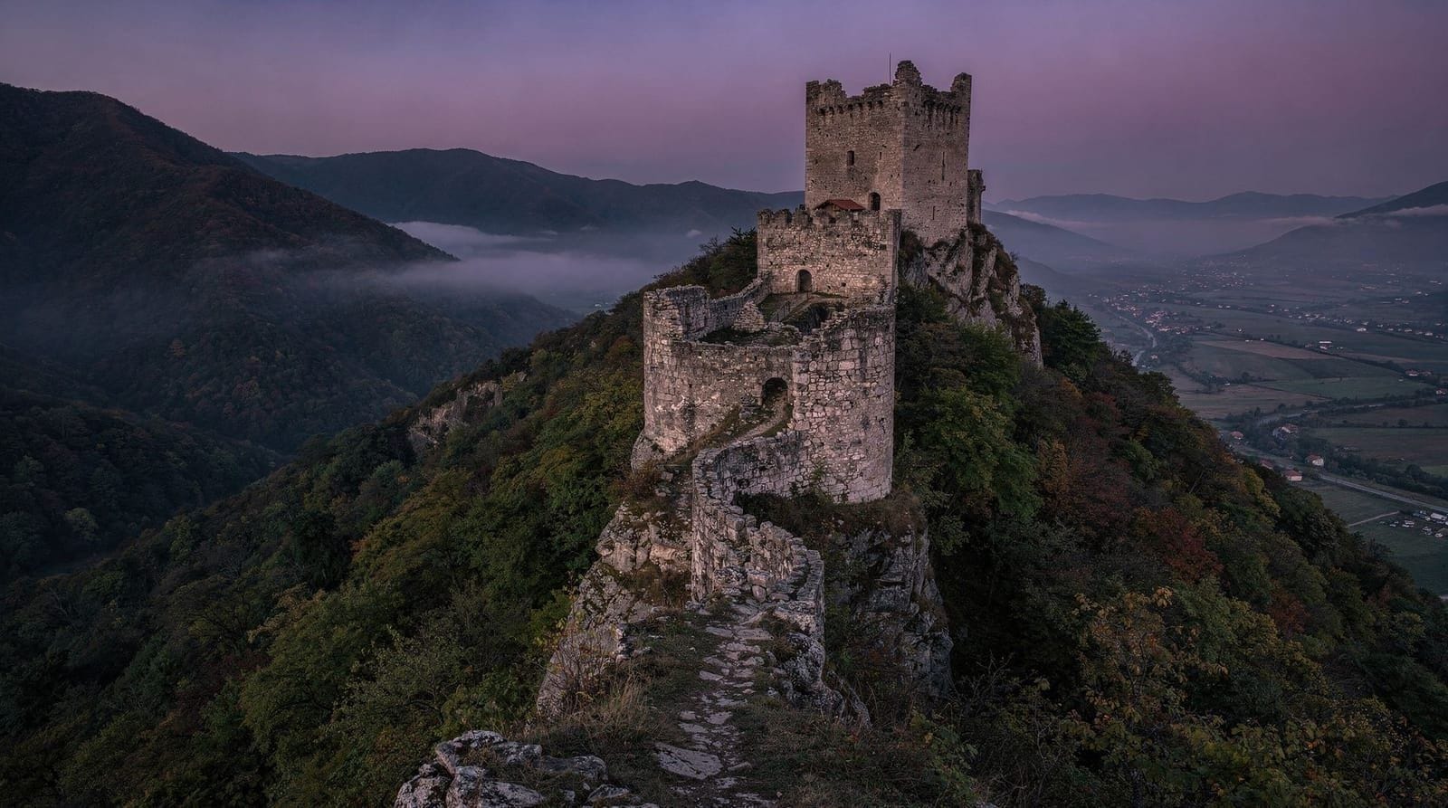 Sitios de Vlad el Empalador en Rumanía — dónde encontrar la historia real