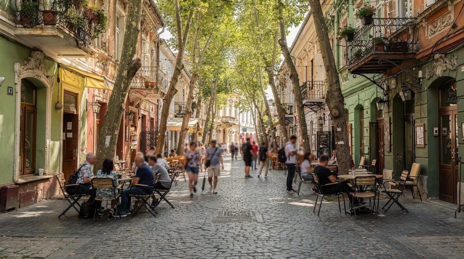 Bucharest old town walking tour — which option is actually worth booking? — Honest review of Bucharest old town walking tours. Group vs private options comp