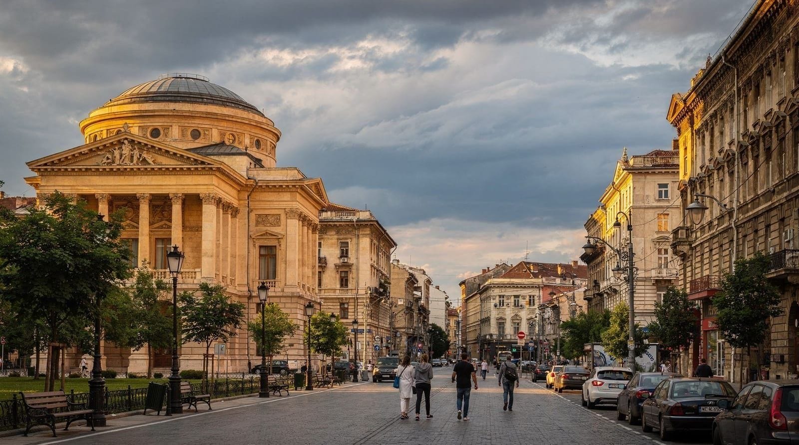 Bucharest: Diy your own party night tour