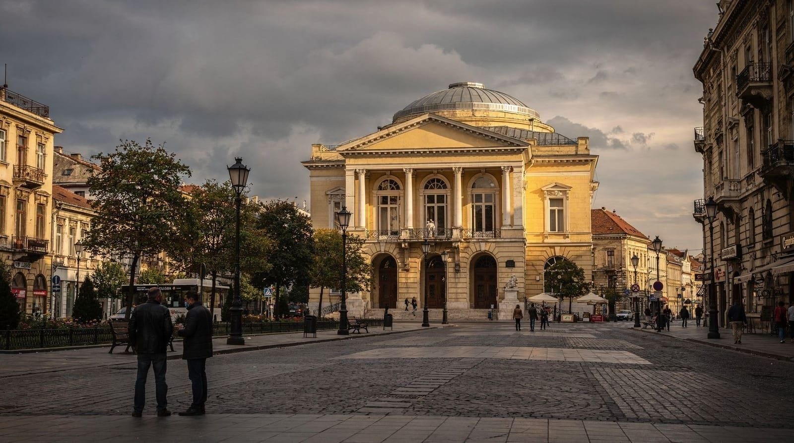 Bucharest: Half day bike tour