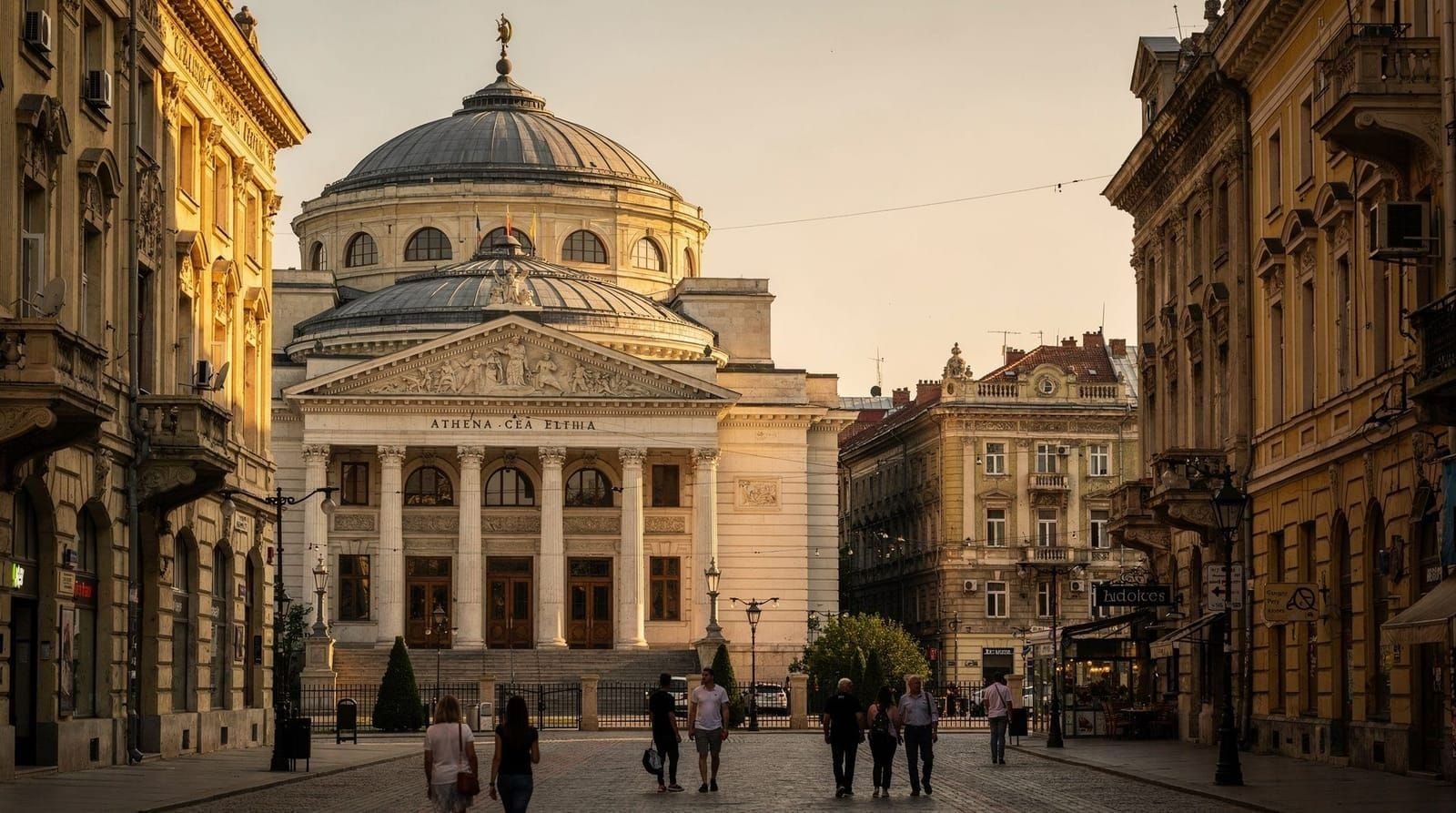 Bucharest: Hidden gems 25 hour walking tour