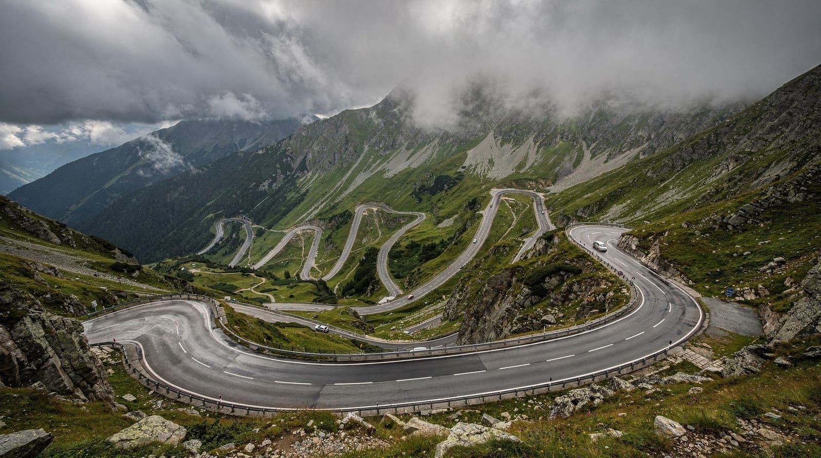 Bucharest: Transfagarasan road day trip