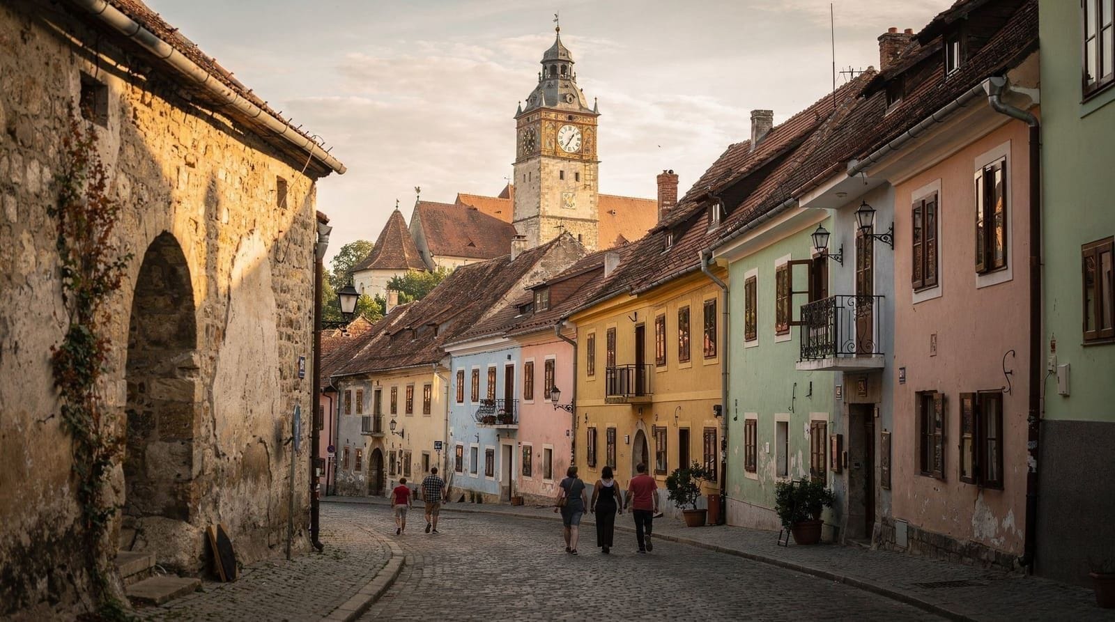 Sighișoara: Sighisoara city exploration game