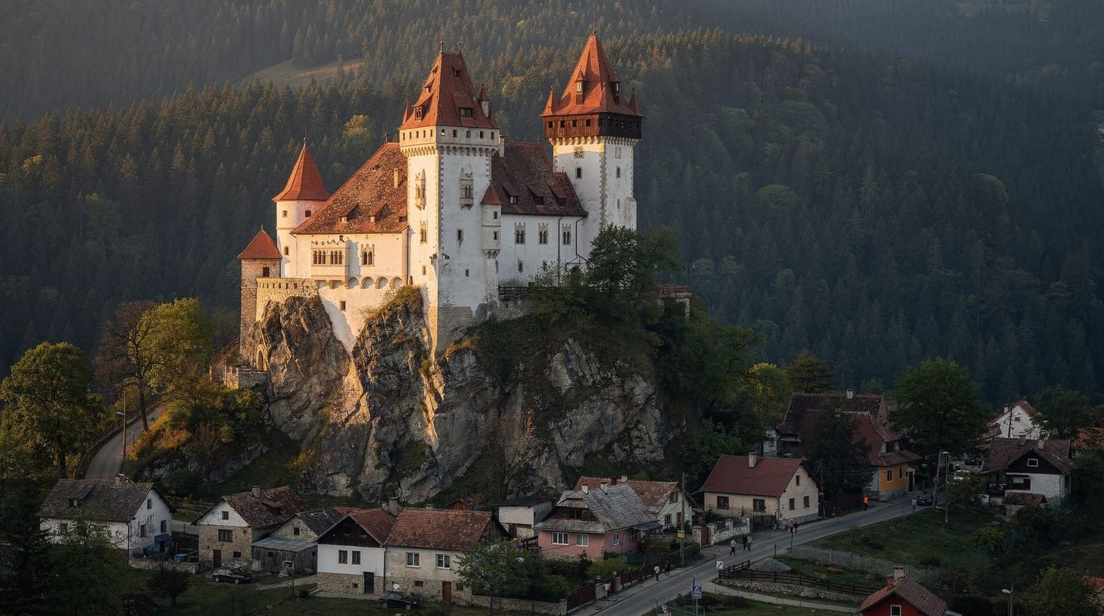 Bucharest: Excursion to Dracula's castle with lunch included